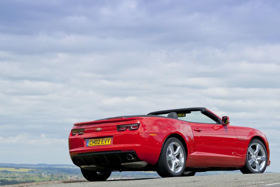  Chevrolet Camaro RS Convertible 45th Anniversary 2012 года  (EU) (фото 35 из 69)